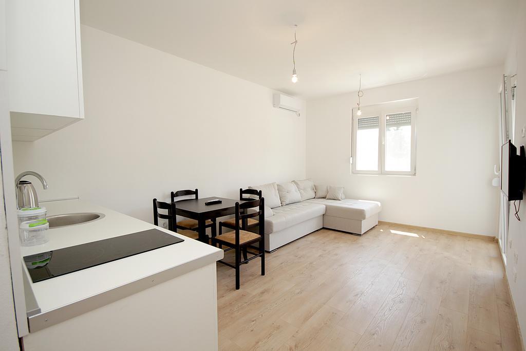 Apartmani Begovic Бар Экстерьер фото